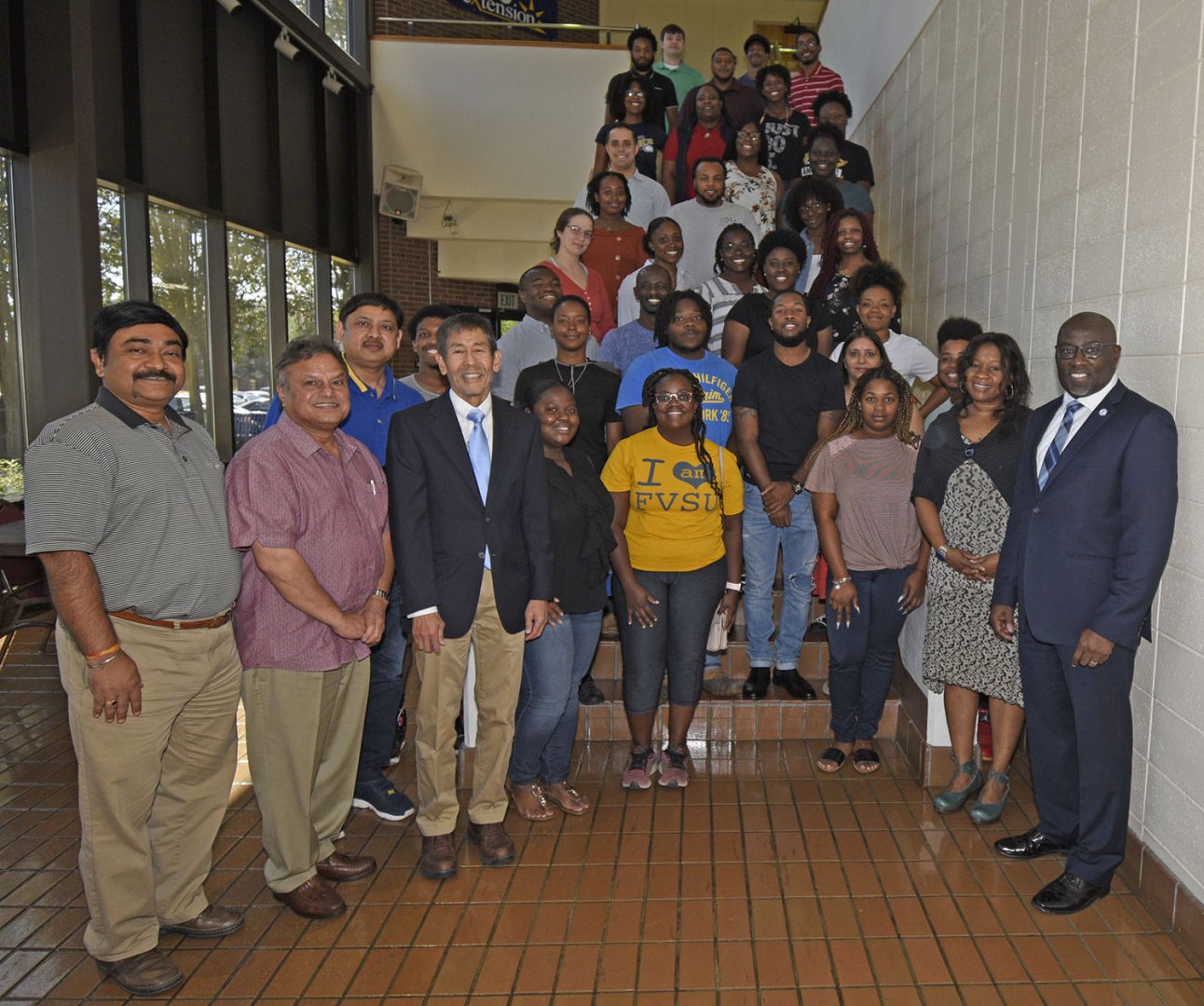 Fort Valley State University students, faculty and staff who recently attended the Plant and Agricultural Biology Graduate Admission Pathway (PABGAP) seminar in the C.W. Pettigrew Center, take a photo with FVSU President Dr. Paul Jones.