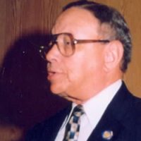 Leon J Lomax
