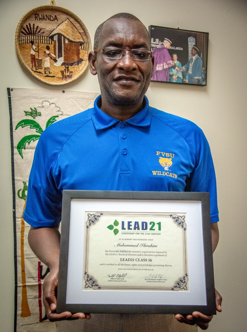 Dr. Mohammed Ibrahim, chair of Fort Valley State University’s Department of Agricultural Sciences, earns certificate after completing the LEAD21 program for Class 16.