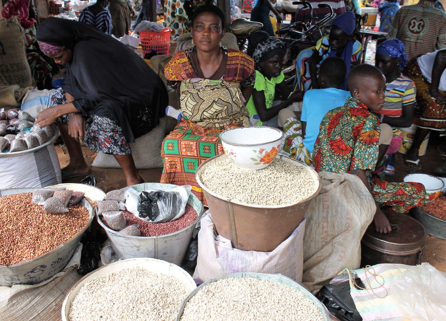 Cowpea retailers at the Katinga market in Ghana.