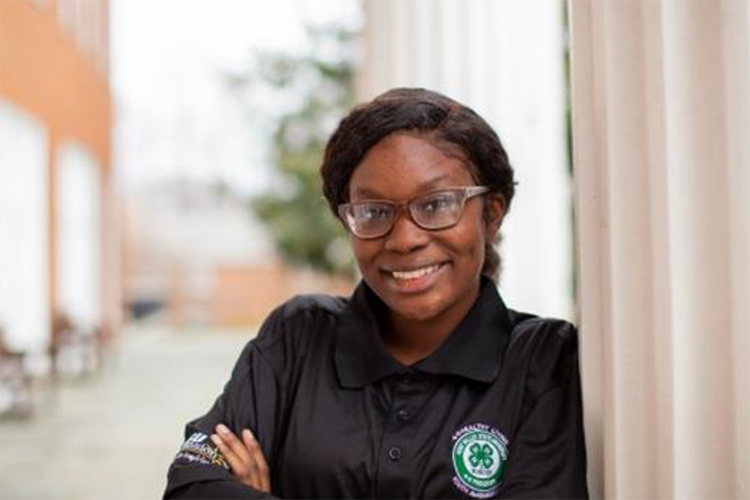 4-H'er Janya Green wins national award